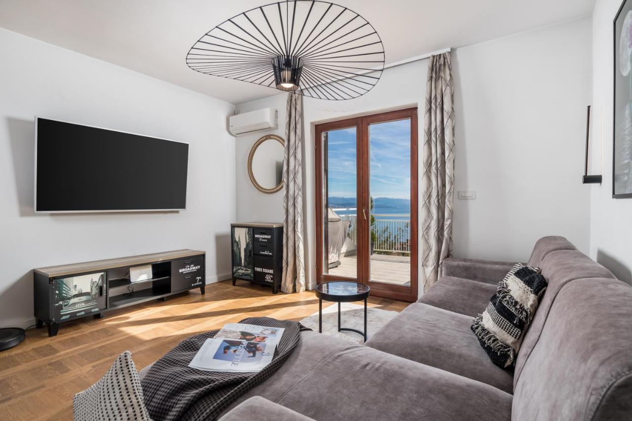 Apartment Mak Opatija Bagian luar foto